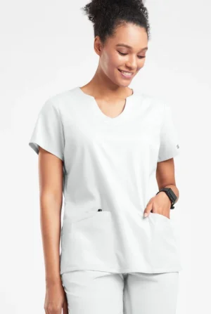 UNIFORME Butter-Soft Originals con cuello festoneado Pantalón de tiro alto con piernas rectas.